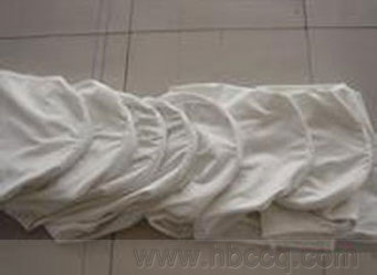 帶（dài）防癟鋼環除（chú）塵布袋