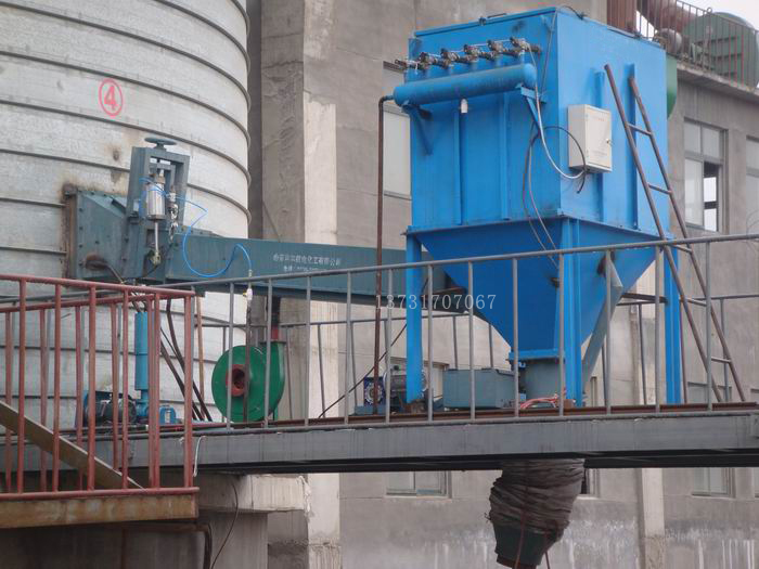 四川水泥廠定購的UF單機布袋除（chú）塵器今日已發貨