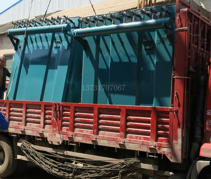 湖北襄陽穀（gǔ）城縣汽（qì）車（chē）配件廠120袋除塵器發貨