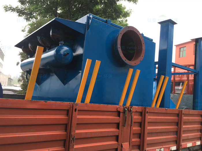 江（jiāng）蘇如皋激興切割機煙氣濾筒除塵器發貨