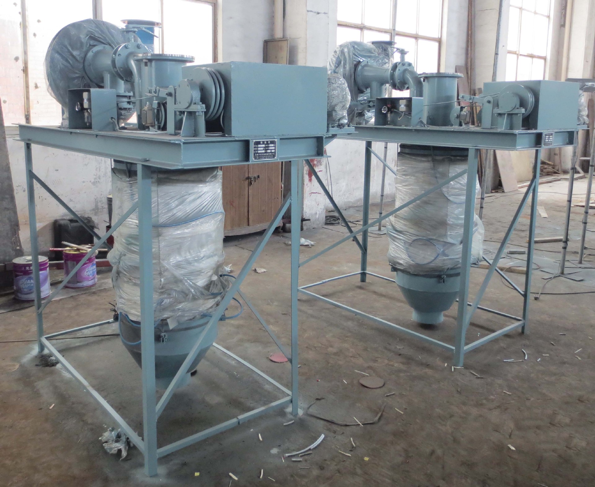 水（shuǐ）泥散（sàn）裝機