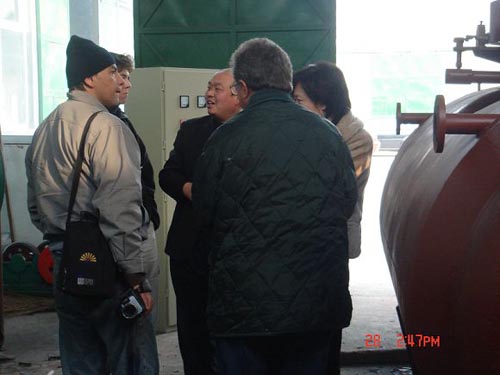 2017年12月底（dǐ）老撾客商來廠參觀（guān）考察