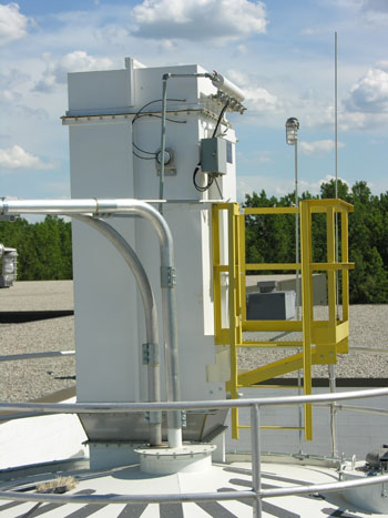 新疆塔裏（lǐ）木發電廠渣倉庫（kù）頂布袋除塵器已發貨