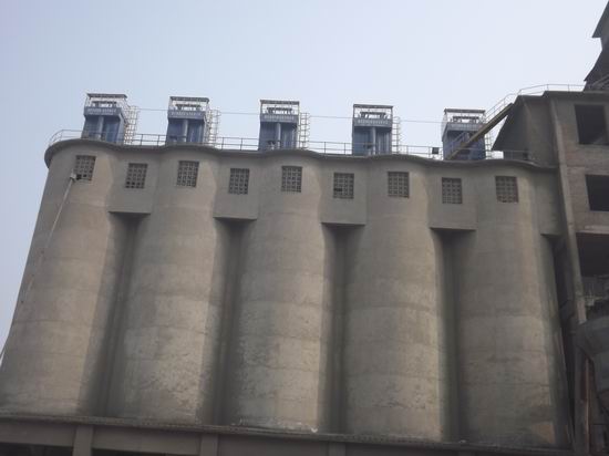 銀川中衛劉（liú）經（jīng）理定購的PPC32-4水泥庫頂布袋除塵器已（yǐ）發（fā）貨