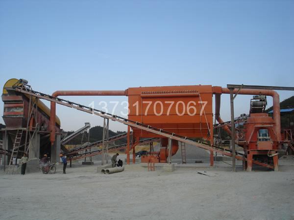 河南焦（jiāo）作吳經理金（jīn）剛砂（shā）生產線布袋除塵器投入（rù）使用