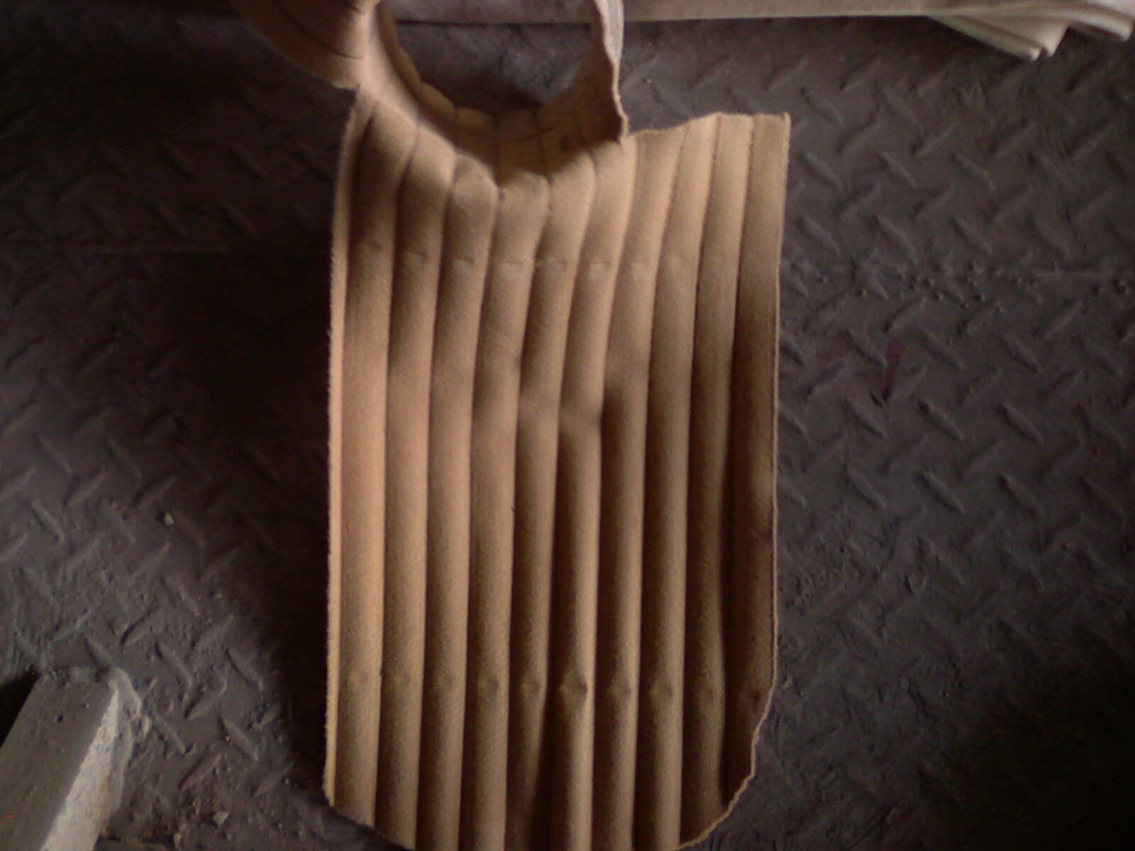 布袋式除塵器實際應用中濾袋的破損形式及（jí）原因解密